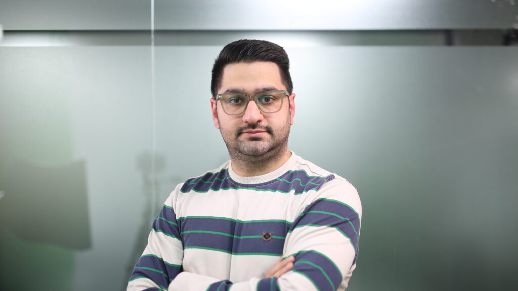 مدیریت انبار سازمانی؛ از رسید و حواله تا گزارش‌های تحلیلی